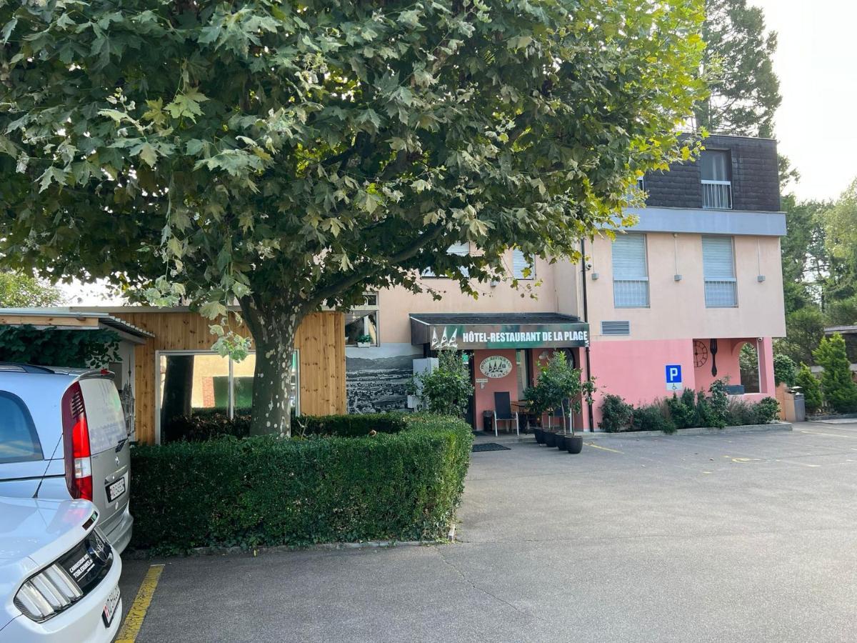 Hotel Restaurant De La Plage Gland Exteriör bild